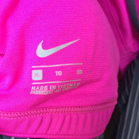 Nike grey & pink tank with built in bra - size XL - Picture 5 of 9